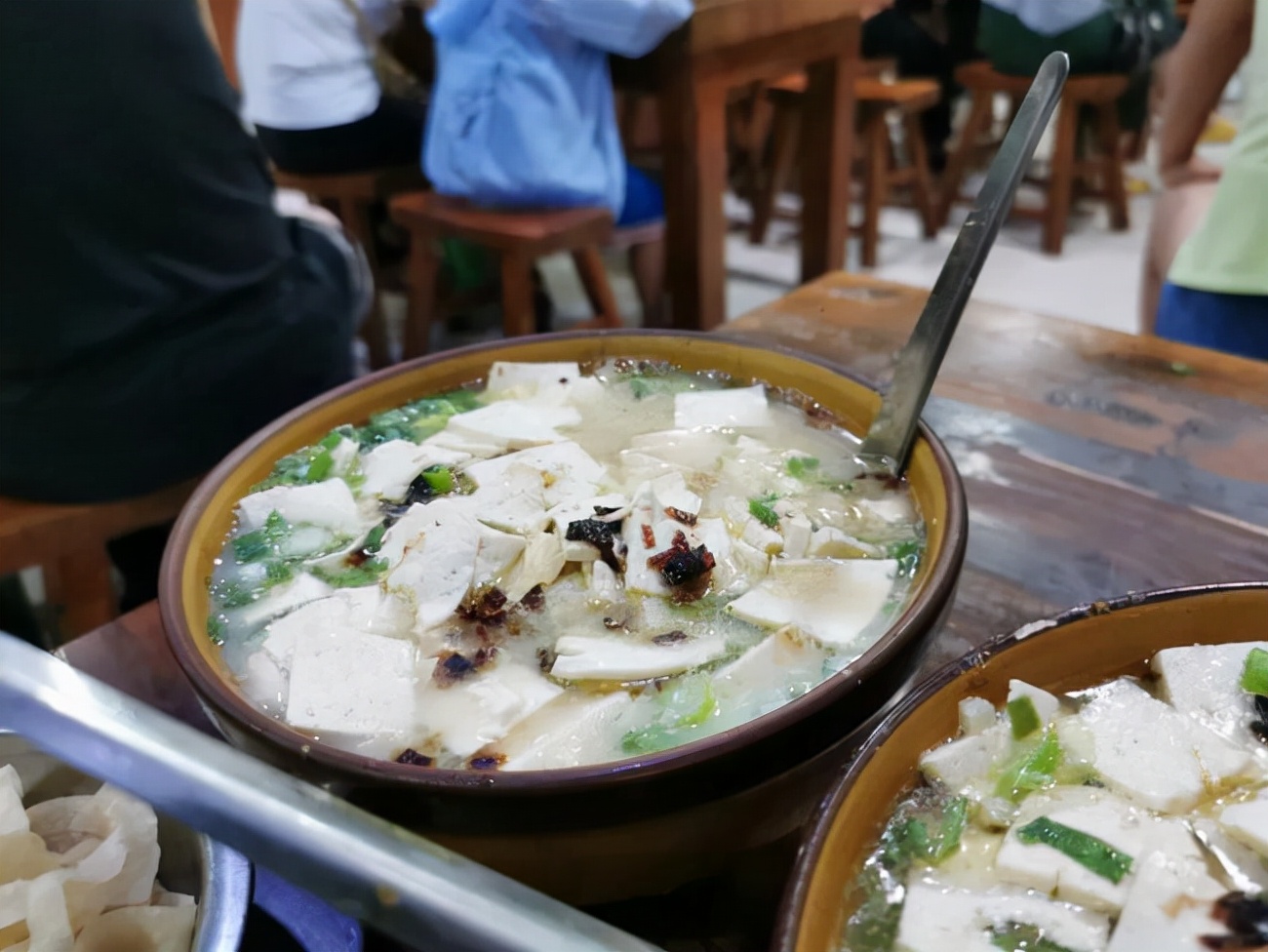 鹤岗与鹤壁谁更值得买,什么时候房价才能像鹤岗一样便宜