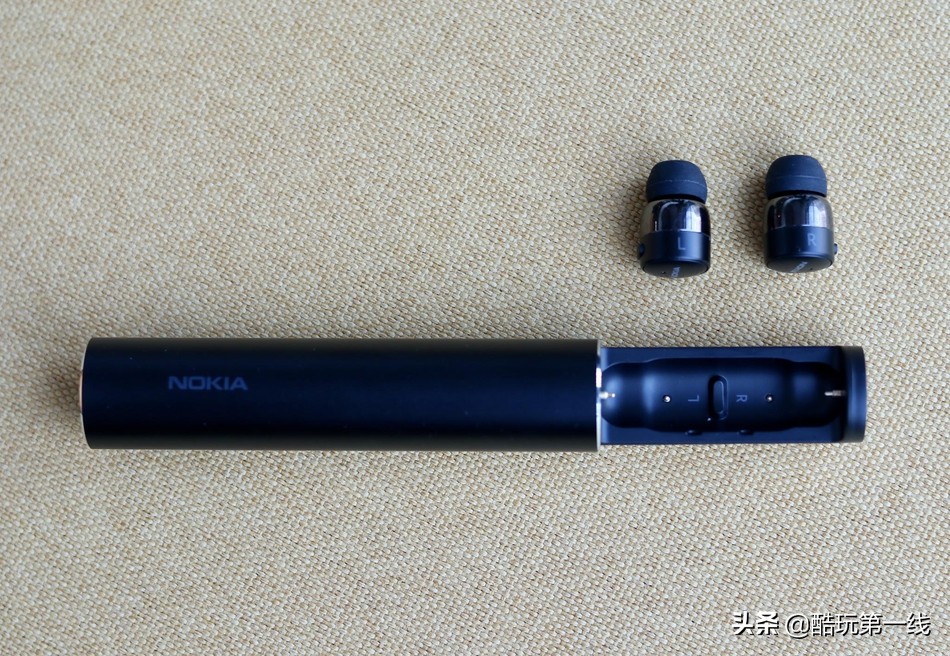 诺基亚真无线耳机bh-705,诺基亚bh-705使用方法