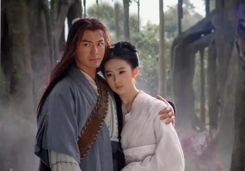 《集结号》不为人知的幕后故事,一部电影引发邓超冯小刚十年恩怨