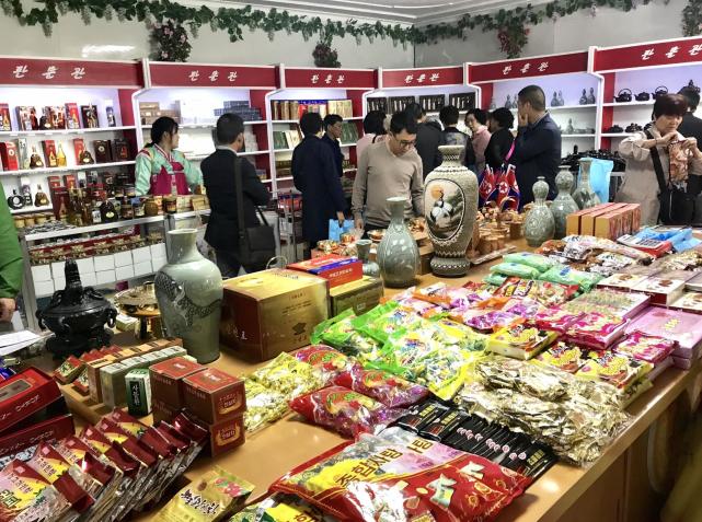 走进朝鲜,100人民币在朝鲜能买到什么?
