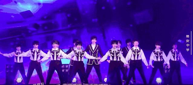 李飞与黄锐在哪年分开,李飞与黄锐大结局