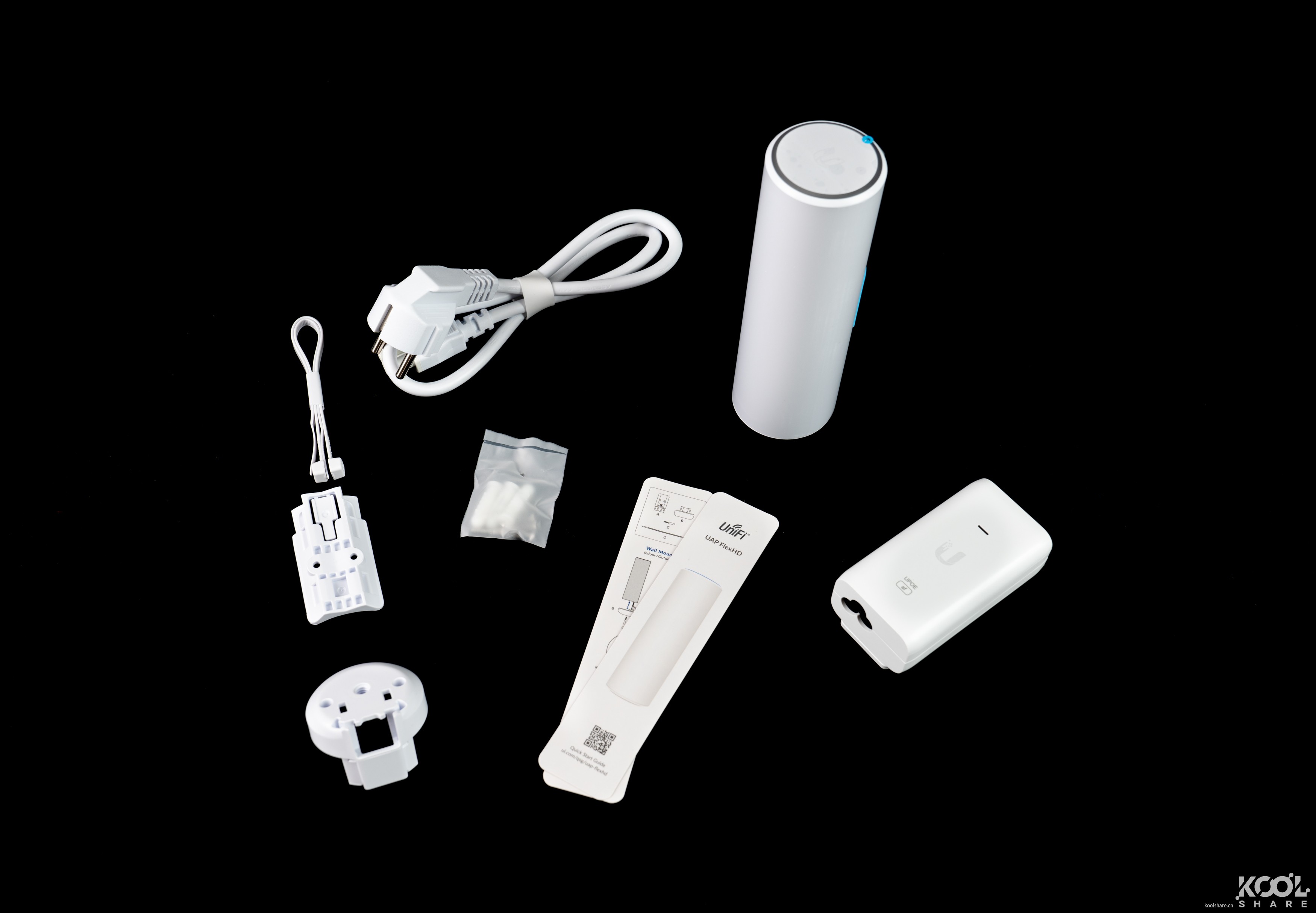 一台小巧精致的AP，UBNTUniFiAPFlexHD开箱拆解评测