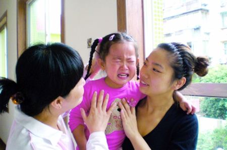 不想让小孩子抱婴儿怎么拒绝,当孩子被小朋友拒绝时该怎么办