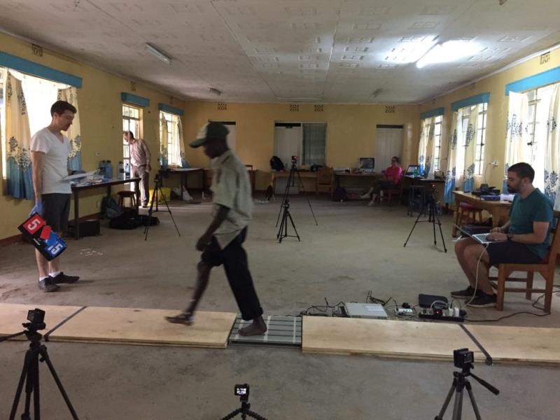 光脚不怕穿鞋的办法,光脚不怕穿鞋的人怎么对付