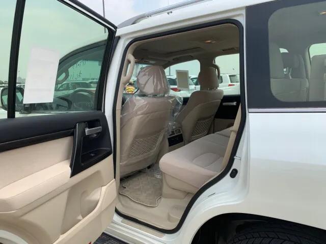 陆巡4600和5700有哪些优缺点,2019款陆巡中东版4600价格表