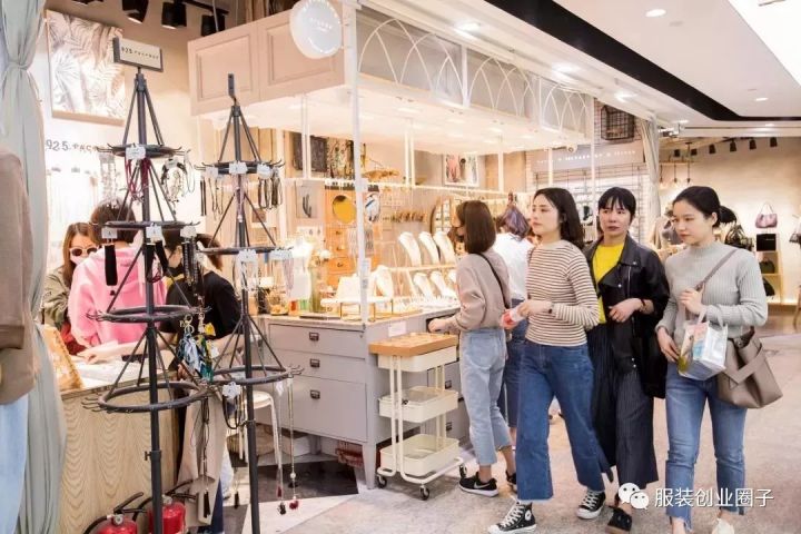 沧州服装批发市场哪个最大和便宜,广州服装服装批发市场