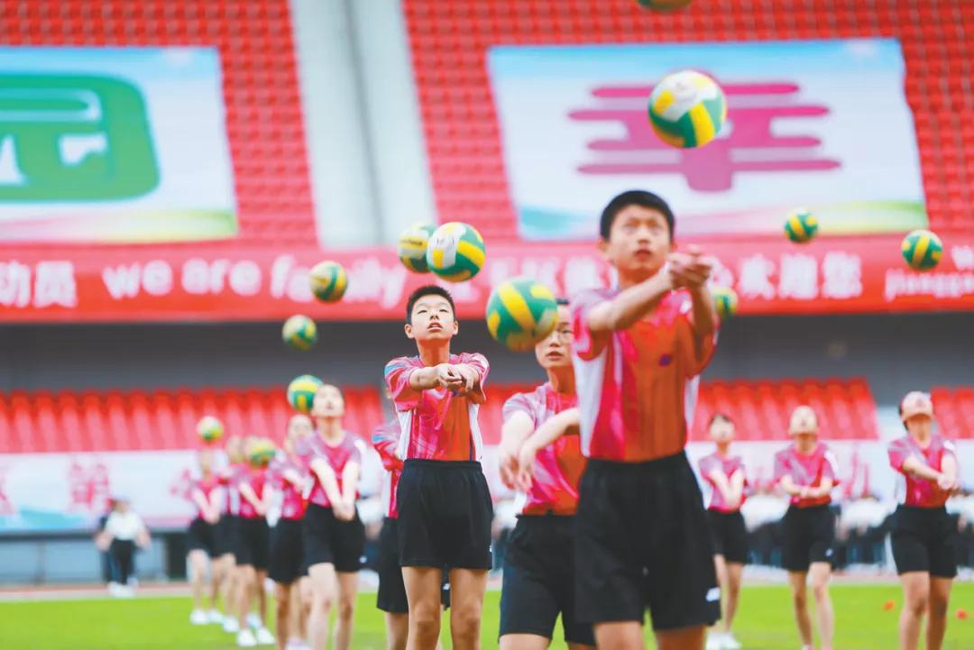 办好人民满意的家门口学校,家门口的好中学