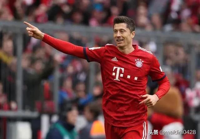 莱万多夫斯基欧洲足坛地位,波兰第一大中锋莱万多夫斯基