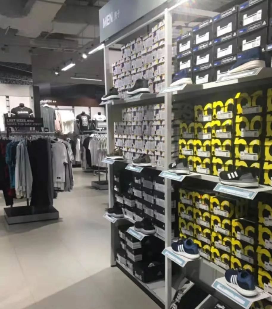 60块钱买回来的鞋,从哪里买阿迪耐克便宜正品