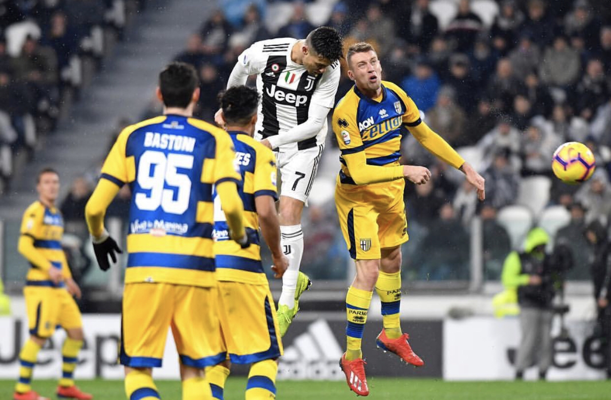 c罗对嘲讽和质疑最好的还击,c罗从不妥协