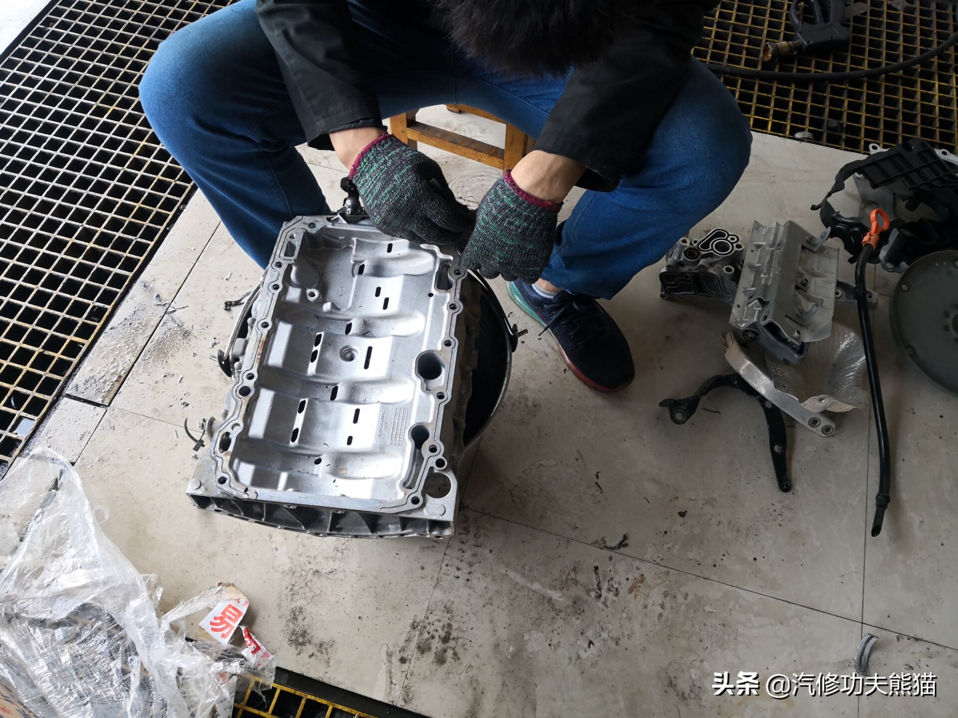 新款大众途观漏油,大众途观烧机油免拆多少钱