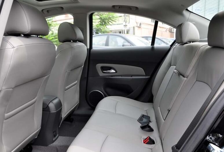 雪佛兰科鲁兹从第一代到最后一代,曾经一代神车雪佛兰科鲁兹