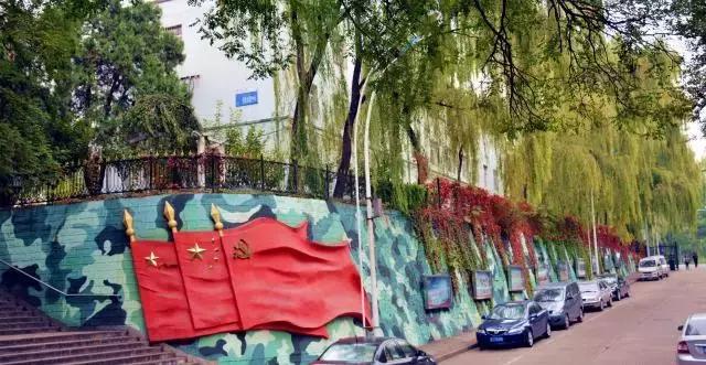 这所大学被称为人民兵工第一校，31%的退役士兵毕业生考取研究生