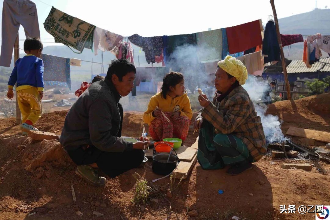 回流嫌疑人自述在缅北被ak47抵头,被ak-47击中