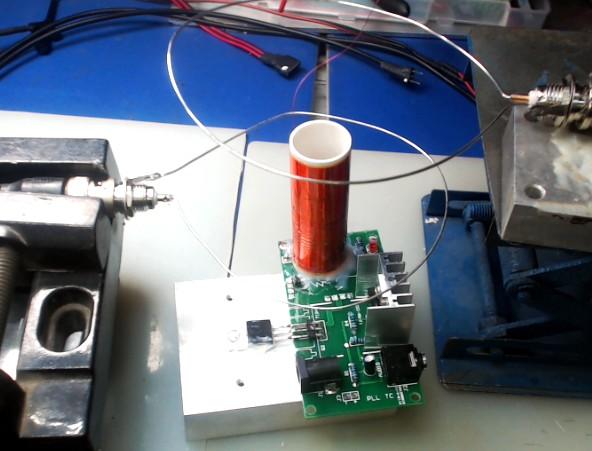 特斯拉线圈谐振怎么调,特斯拉线圈的干扰原理