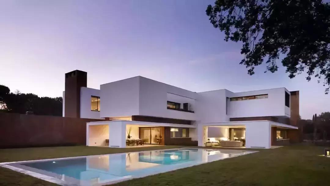 足球巨星c罗的别墅,梅西豪宅c罗豪宅