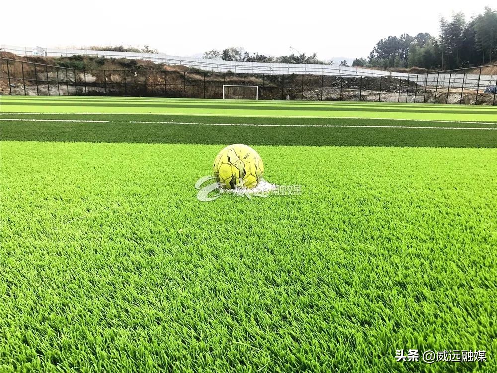 濞佽繙瓒宠鍩哄湴,瓒宠鍩哄湴