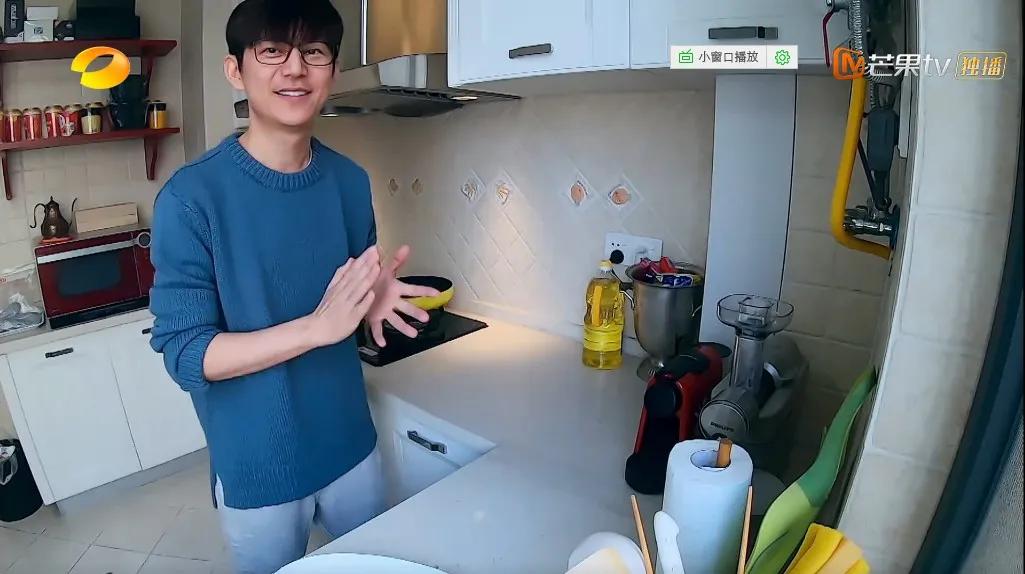 omg李佳琦原版素材,omg李佳琦香水