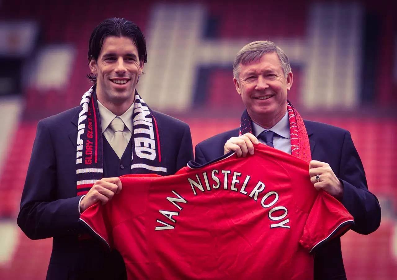 他是荷甲、英超、西甲的最佳射手，欧冠进球效率超梅罗的禁区之王