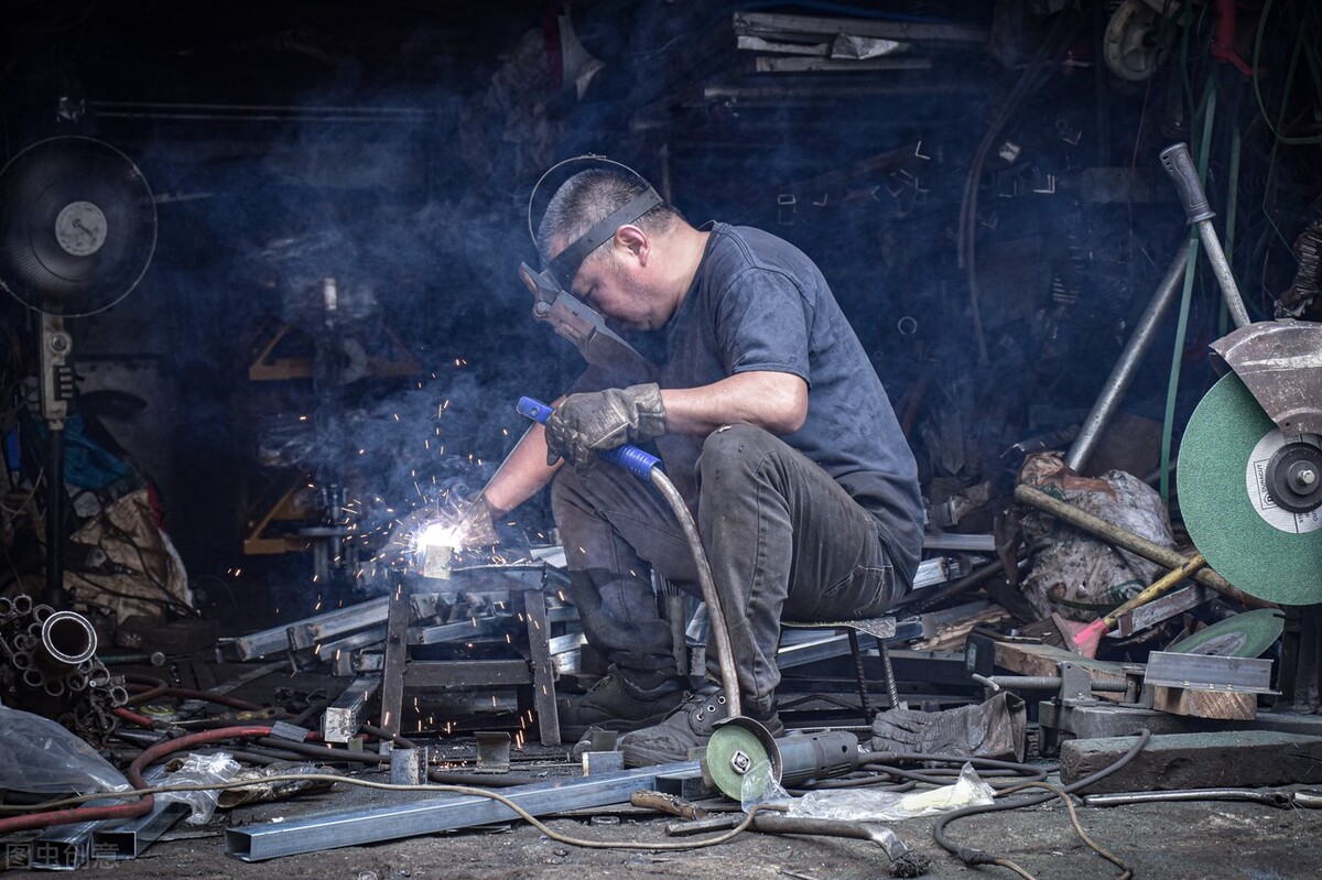 电焊这个工作危险吗,电焊工会有危害吗