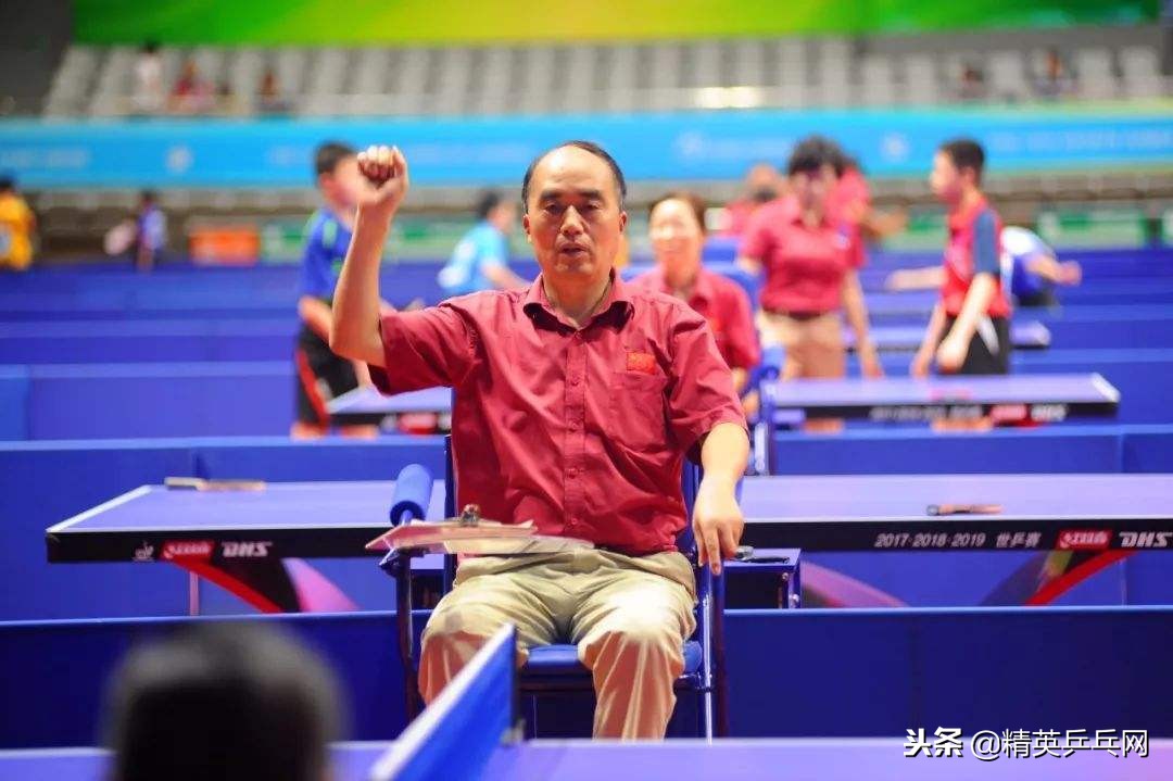 乒乓球黑色三角代表什么打法,裁判乒乓球手势图解