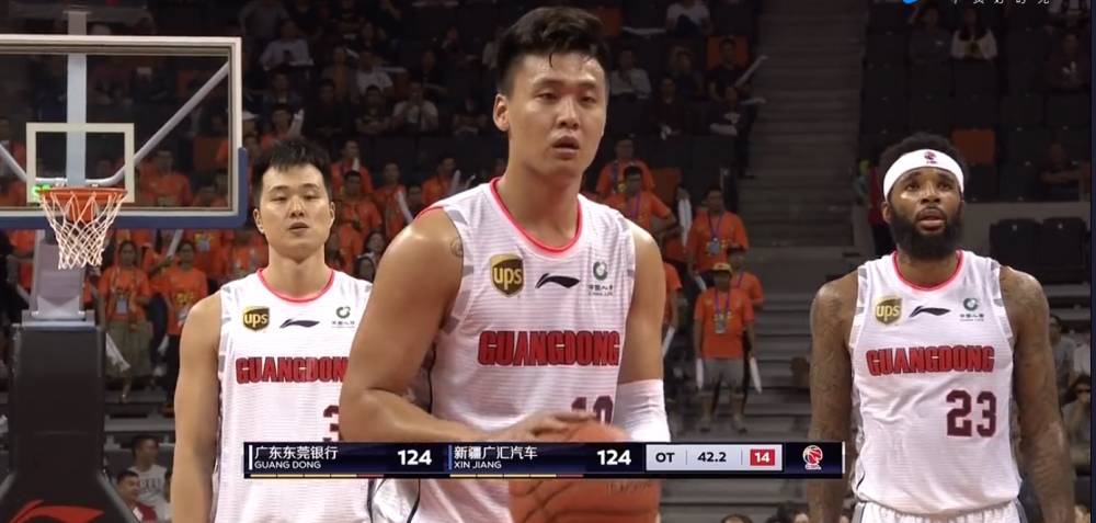 广东新疆加时孟铎绝杀全场回放,cba广东孟铎绝杀