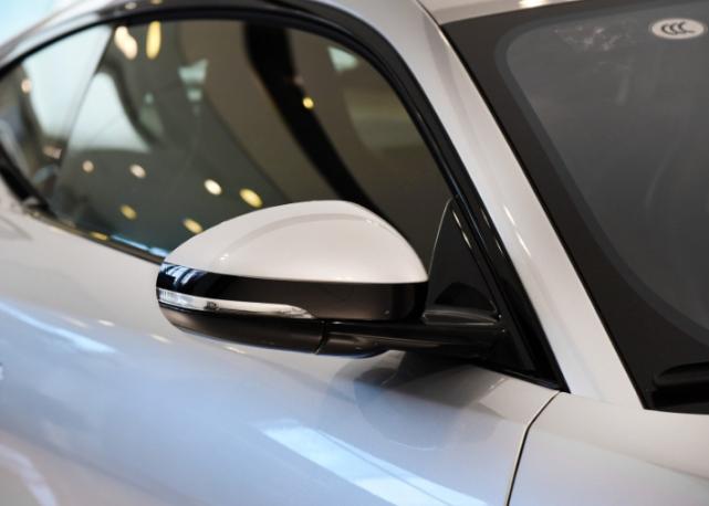 捷豹最强声浪炸街跑车,捷豹八缸跑车声浪