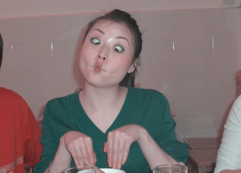 冬天头上冒汗怎么回事,冬天手冒汗什么原因