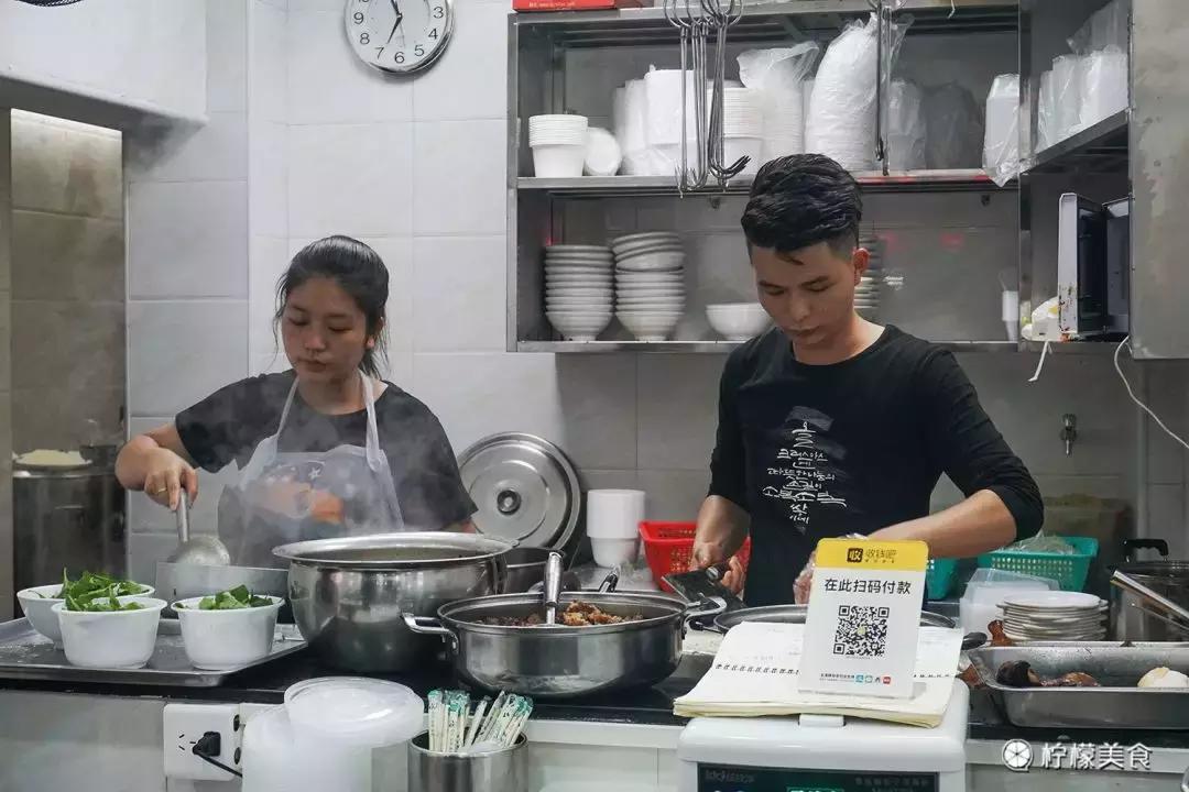 深圳罗湖凌晨炒米粉,深圳不炒米粉的夜晚