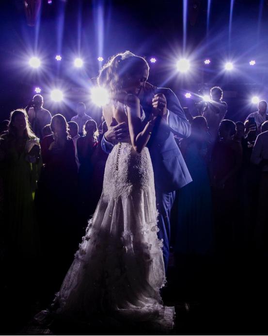 卡卡2019年结婚视频,卡卡遇到新恋情女友美到让人窒息