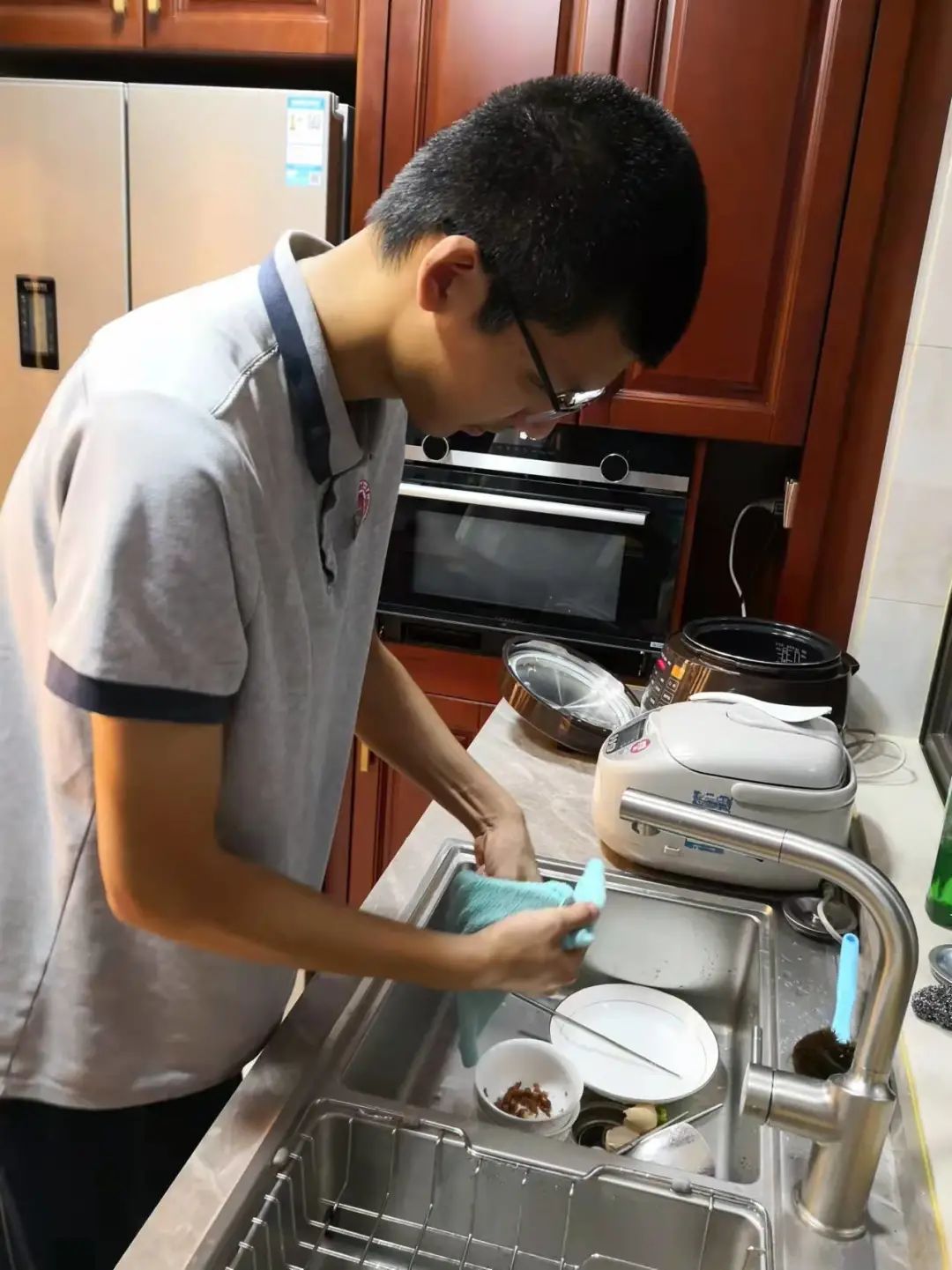 一“课”不松懈，师生齐战“疫”——厦门一中2019级高三线上教学