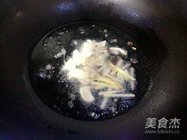 炒土豆丝注意点,炒土豆丝时哪种做法不粘锅