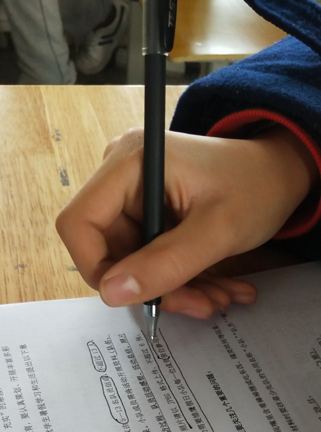 可怜的小手,冬天可怜的小手