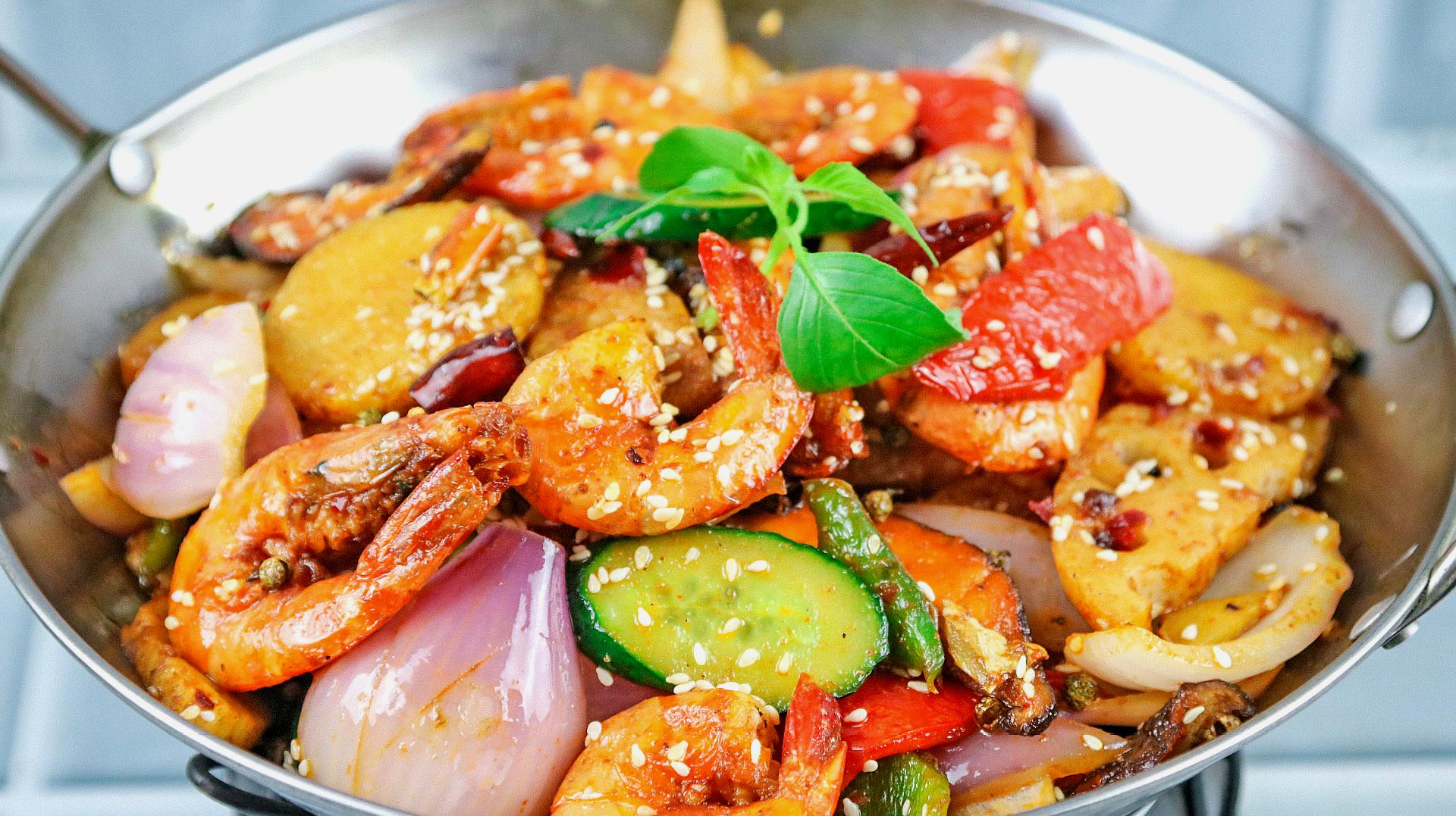 麻辣香锅一个月400单能赚钱吗,麻辣香锅赚钱吗