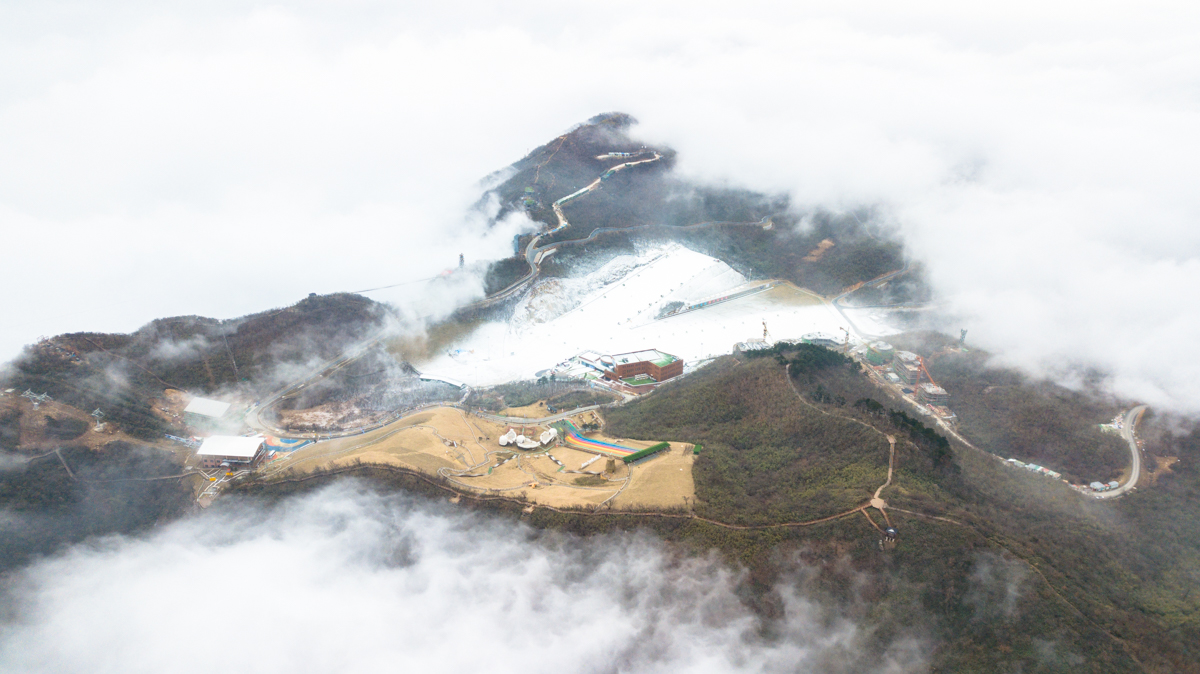 南方比较大的滑雪场,浙江安吉江南天池滑雪场