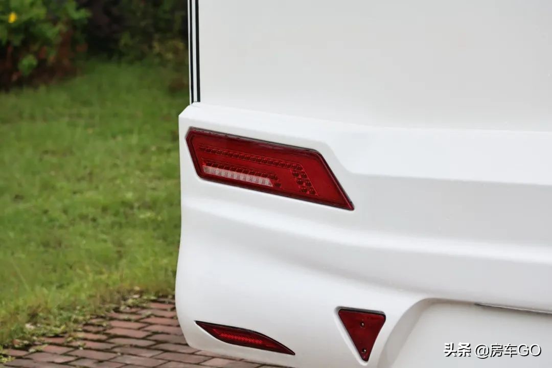 奇瑞瑞弗房车v800c多少钱,奇瑞20万以下房车报价大全