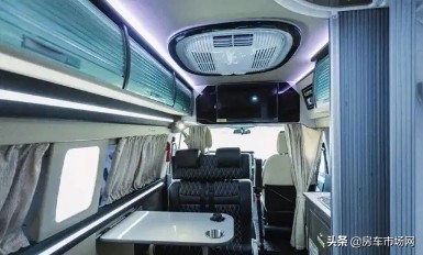 福特全顺v362短轴中顶5座房车布局,福特小野牛房车六座升顶