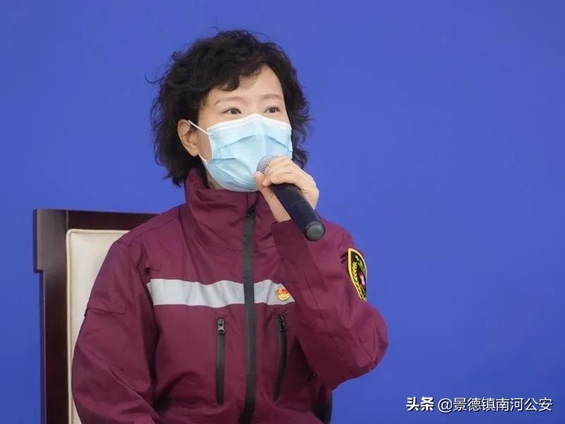 央视外卖小哥新闻发布会,国务院发布外卖小哥