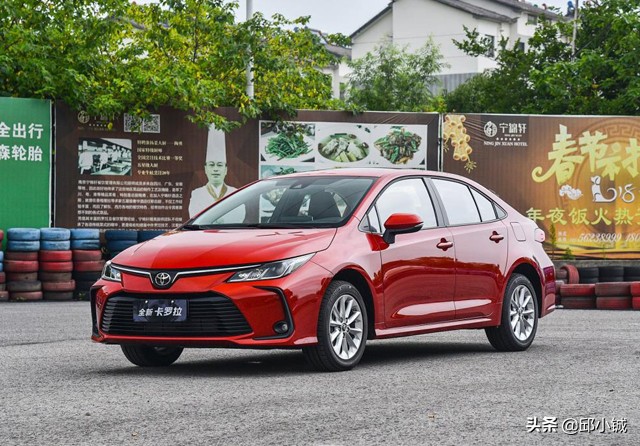 是日产轩逸好还是现代伊兰特好,都是好车雷凌轩逸思域怎么选