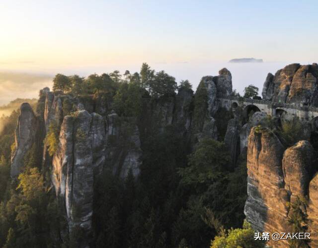 住在国境线上的人,住在国界什么体验