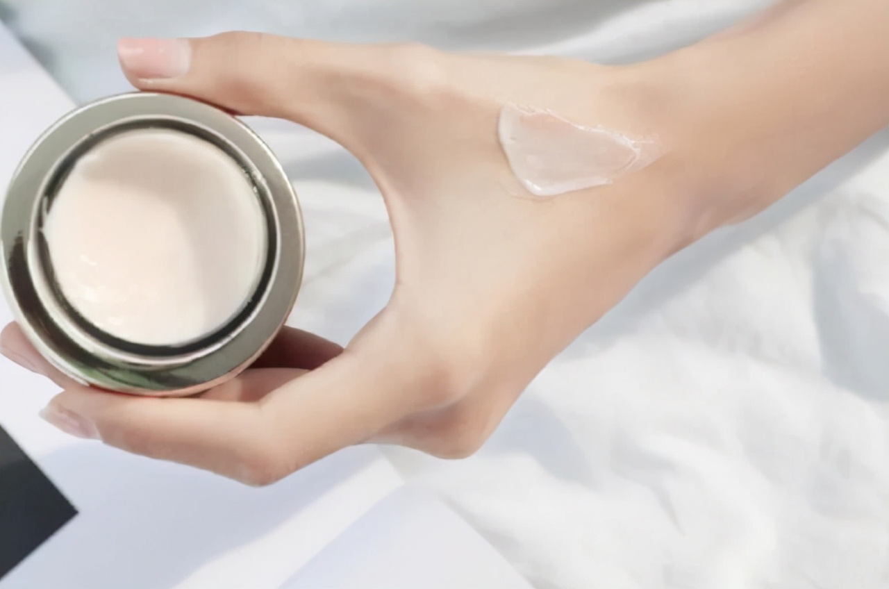 资生堂红腰子退红效果好吗,资生堂值得购买吗