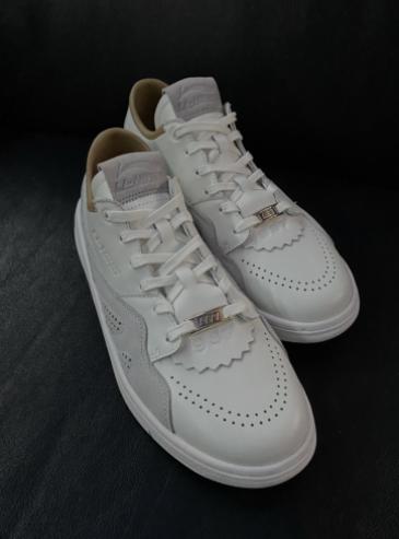 CJ1代终于要来了，新款板鞋时尚度满分，李宁这波新品太诱人