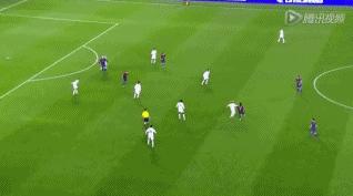 足球就像蒲公英,足球就像梅西养的宠物一样