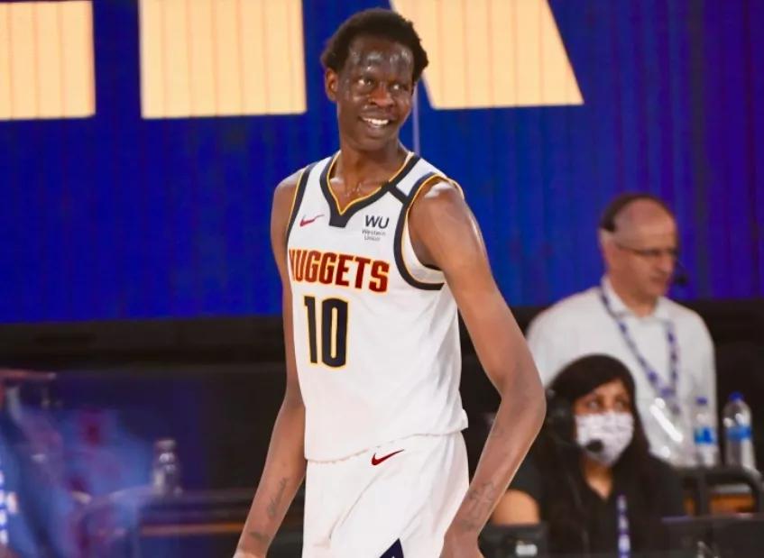 2米小前锋,2米以上的小前锋