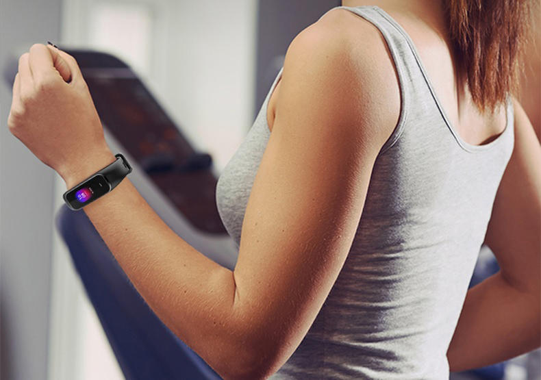 18天续航50米防水,这样的hey+手环你会爱吗?