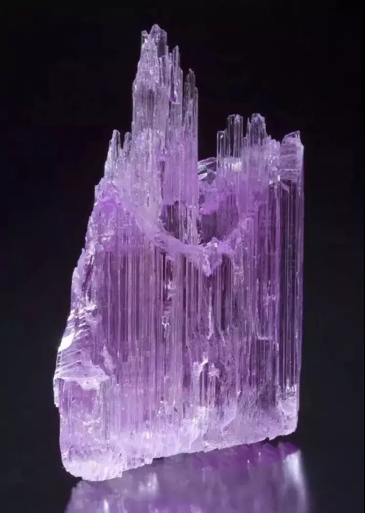 美国一代女王留下的华丽珠宝,美国第一夫人首饰