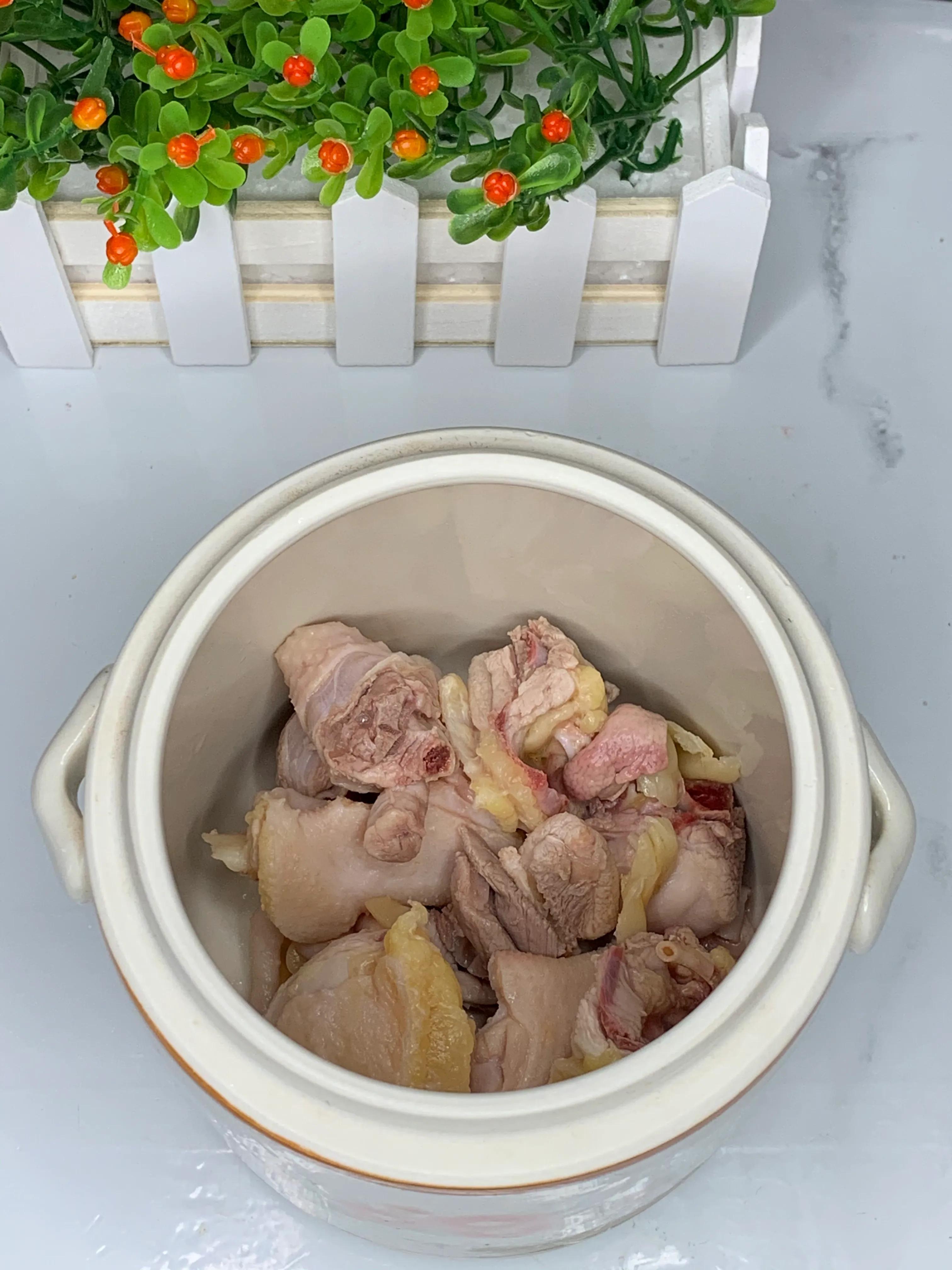 女士补气血最好喝什么汤,补气血养生男女都可以喝的汤