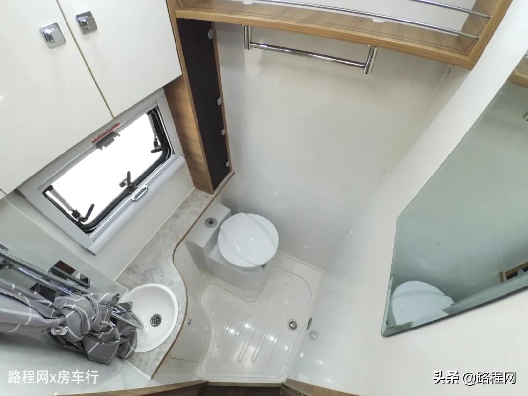 新星依途c600双拓展房车,新星通途c600