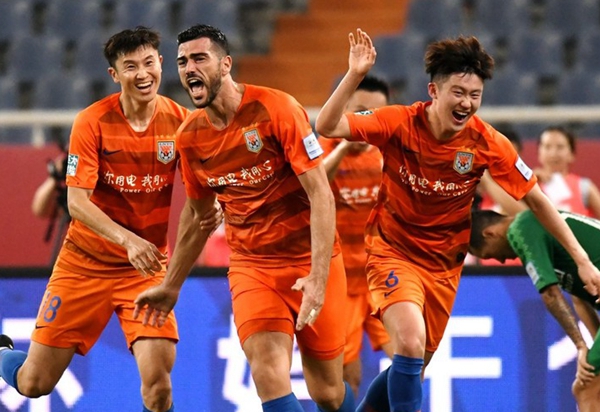 中超直播鲁能对上海申花,中超齐鲁德比青岛黄海