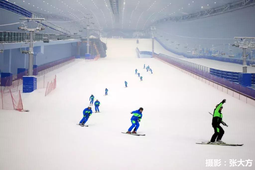 哈尔滨冰雪旅游5日游攻略,哈尔滨冰雪大世界好还是长春的好